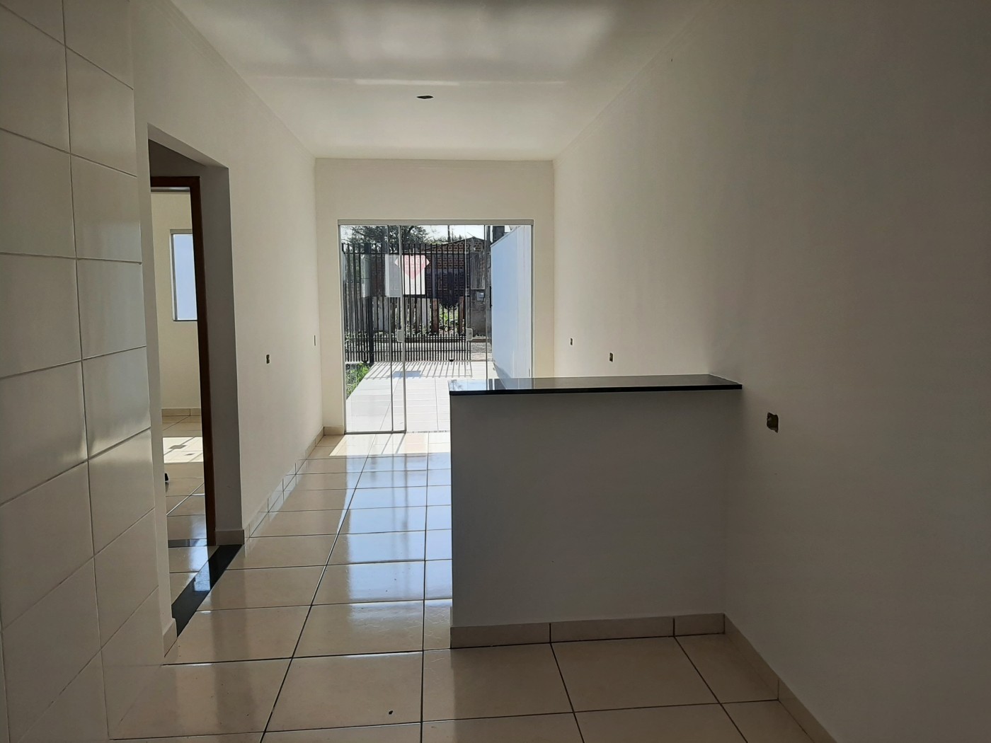 Casa à venda com 2 quartos, 125m² - Foto 3