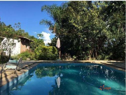 Chácara à venda com 4 quartos, 600m² - Foto 1