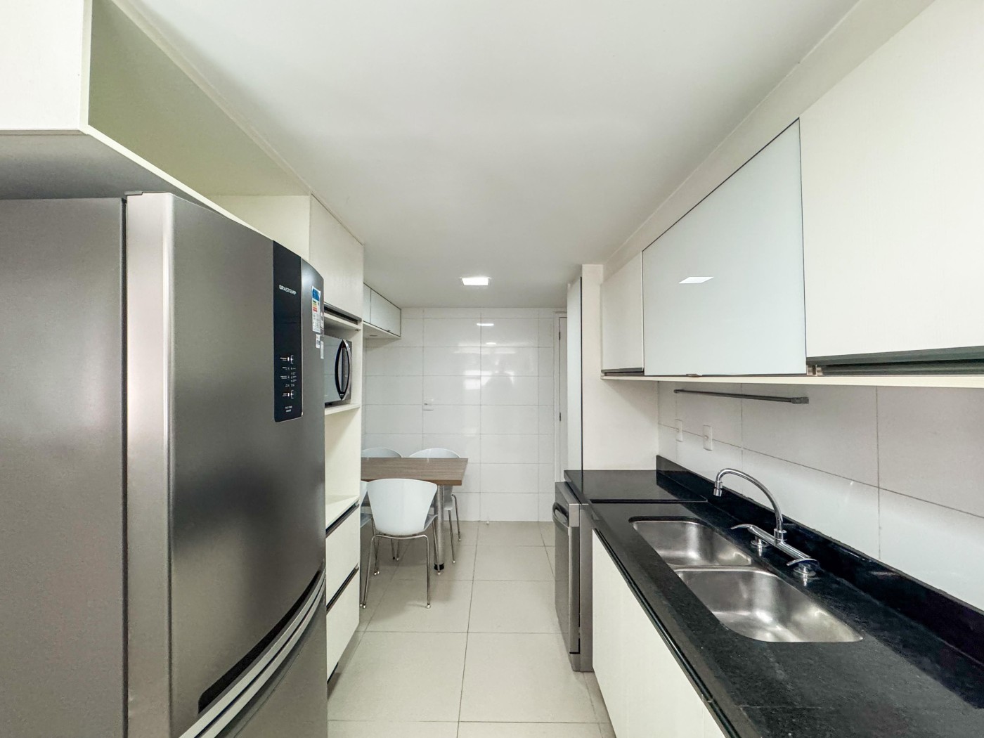 Apartamento à venda com 3 quartos, 199m² - Foto 21