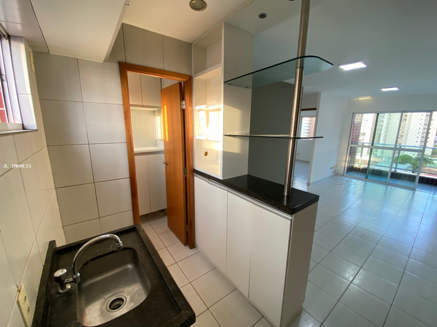 Apartamento à venda com 2 quartos, 57m² - Foto 3