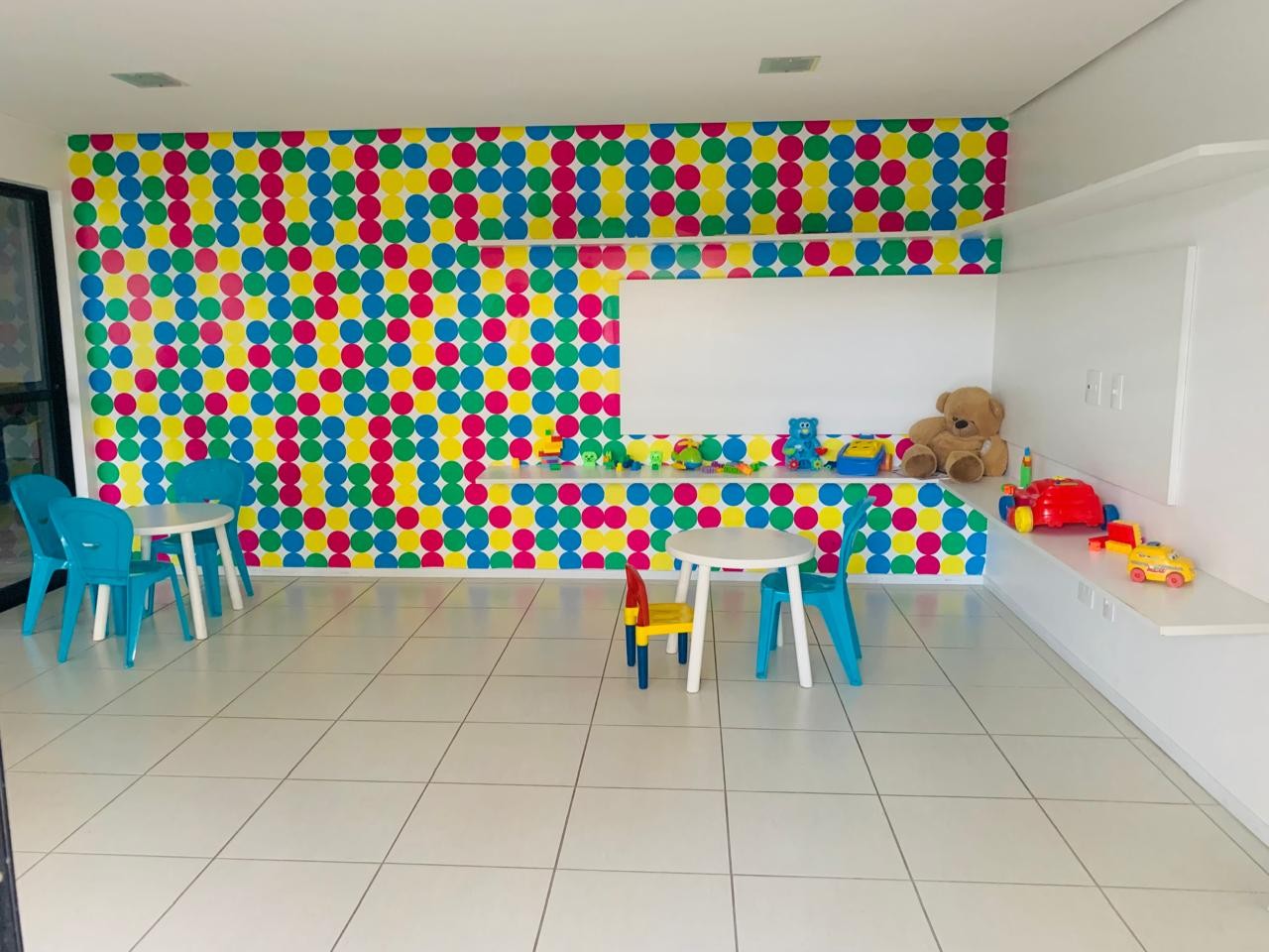 Apartamento à venda com 2 quartos, 58m² - Foto 30