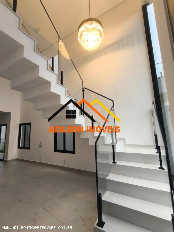 Casa à venda com 4 quartos, 286m² - Foto 11