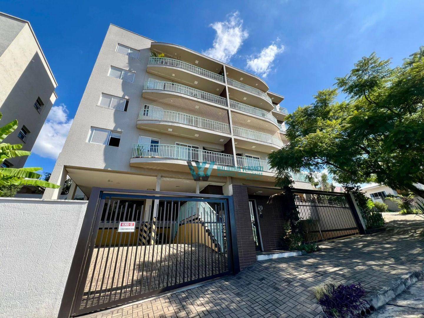 Apartamento à venda com 3 quartos, 115m² - Foto 2