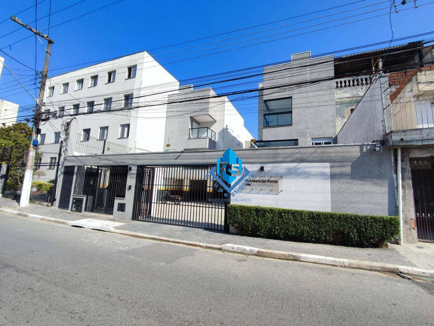 Sobrado à venda com 2 quartos, 60m² - Foto 2
