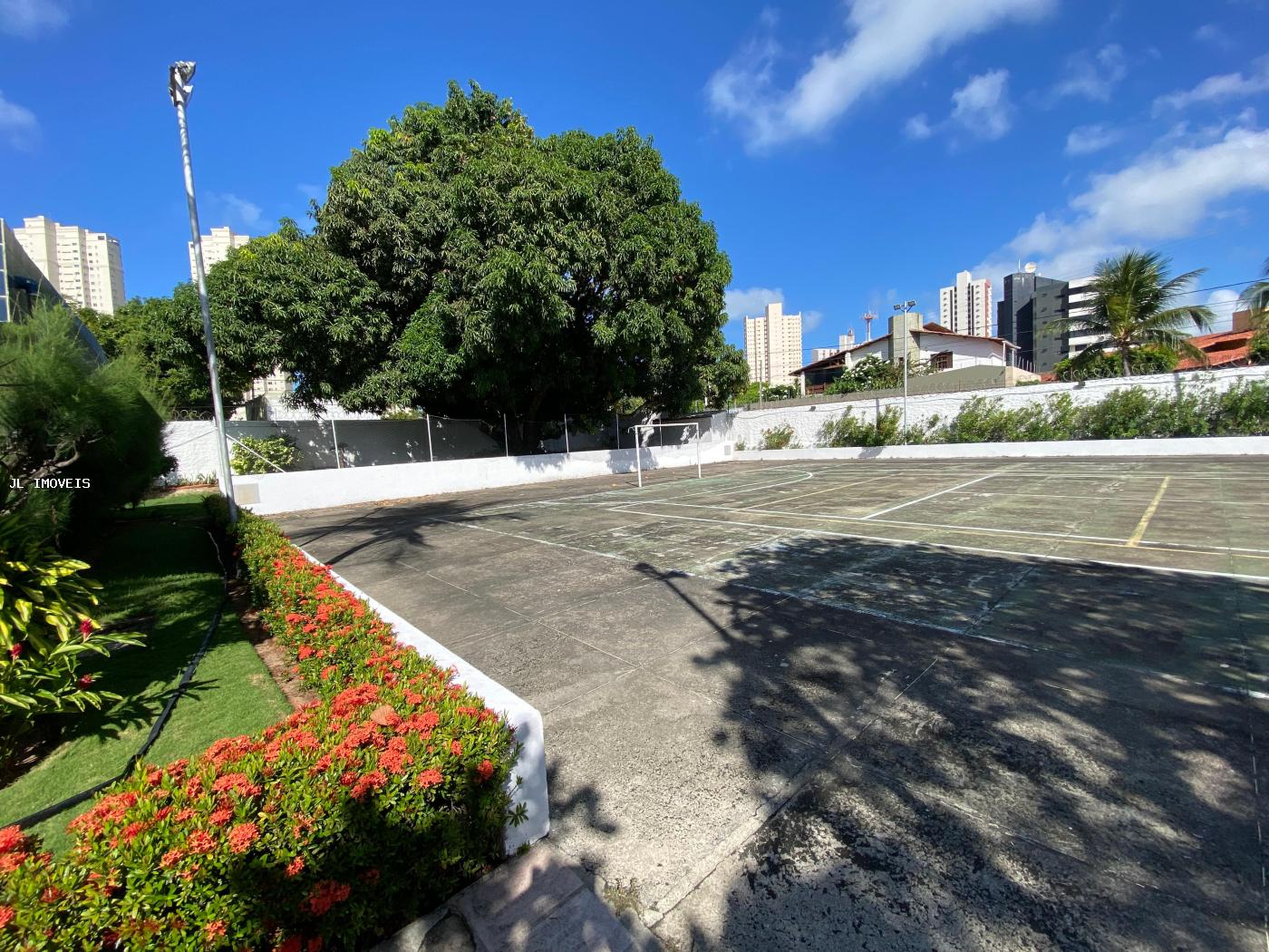 Apartamento à venda com 3 quartos, 187m² - Foto 26