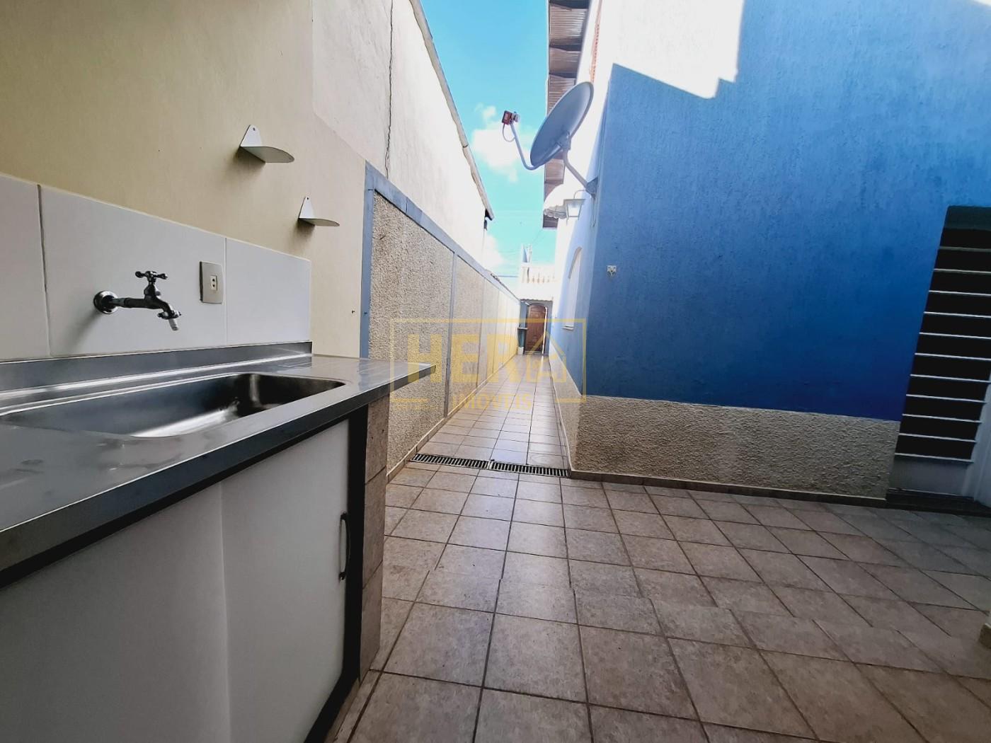 Casa à venda com 3 quartos, 202m² - Foto 35