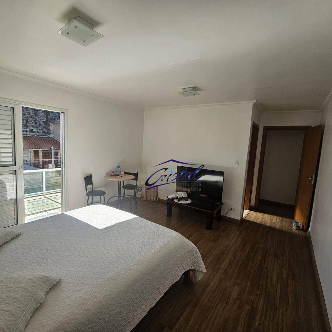 Casa para alugar com 4 quartos, 180m² - Foto 15