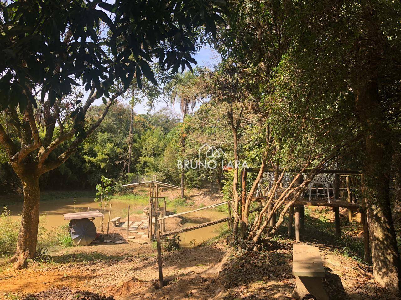 Sítio à venda com 3 quartos, 140m² - Foto 31