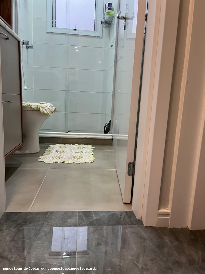 Apartamento à venda com 2 quartos, 64m² - Foto 13