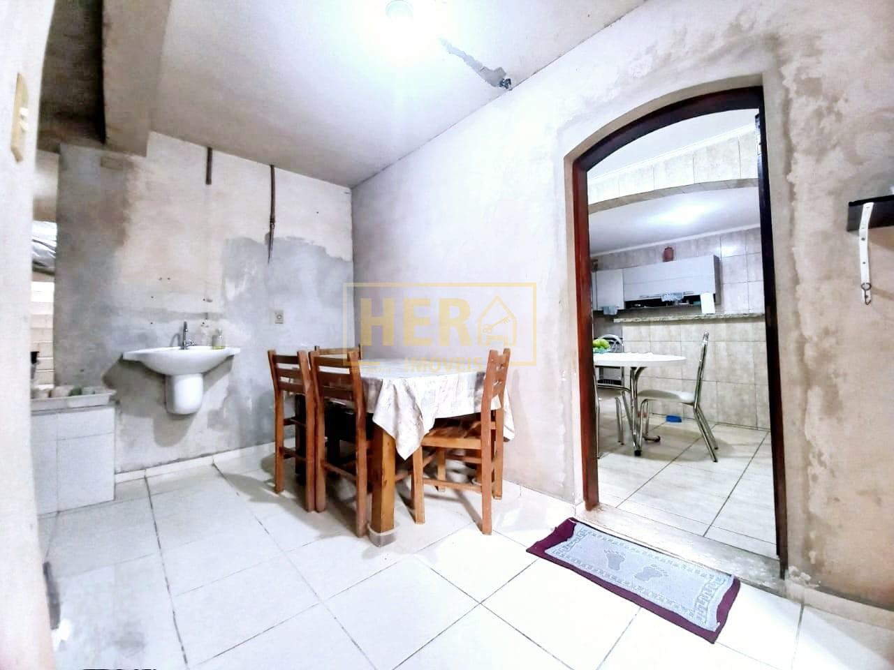 Casa à venda com 4 quartos, 349m² - Foto 4