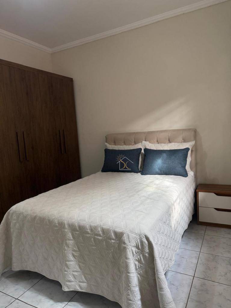 Casa à venda com 3 quartos, 280m² - Foto 8