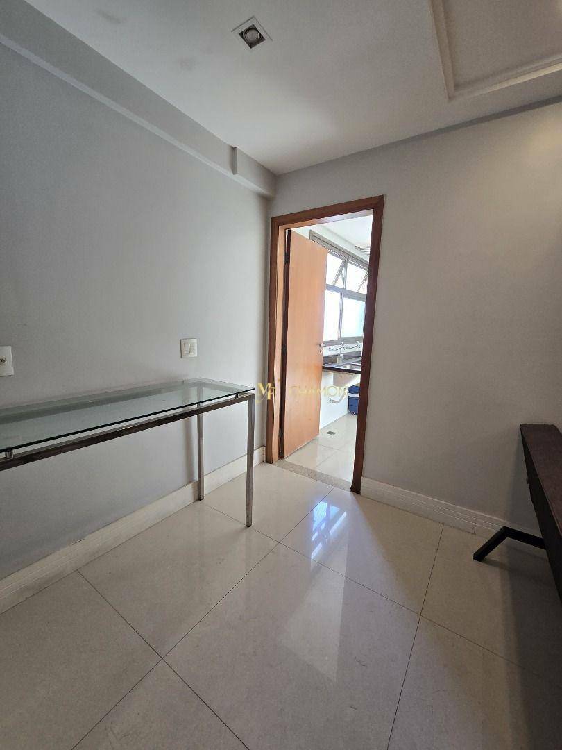 Cobertura à venda com 3 quartos, 214M2 - Foto 27