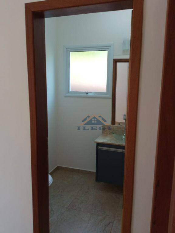 Casa de Condomínio à venda e aluguel com 3 quartos, 250m² - Foto 4