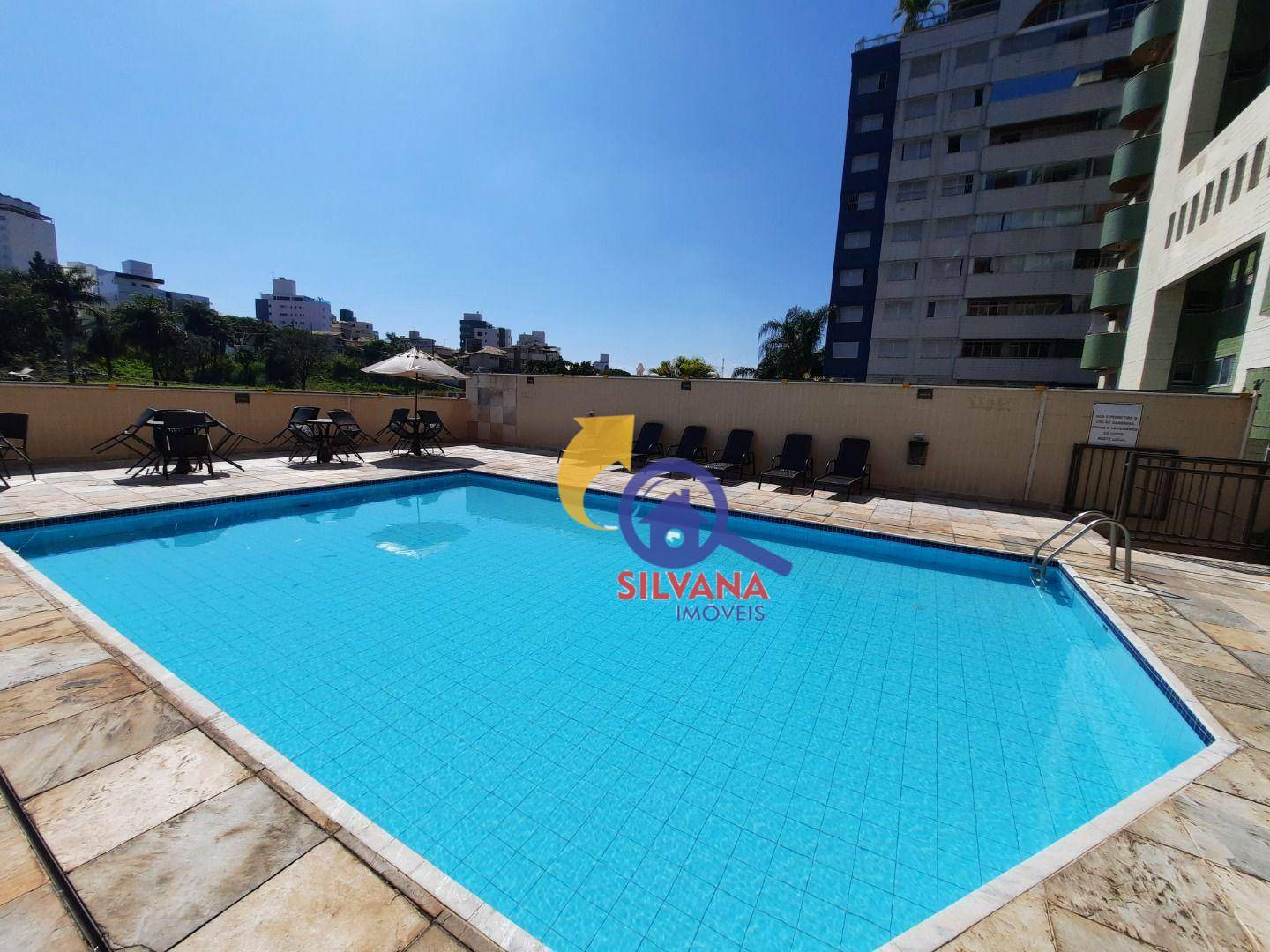 Cobertura à venda e aluguel com 4 quartos, 268m² - Foto 1