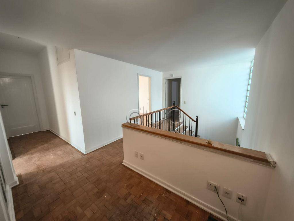 Casa para alugar com 4 quartos, 246m² - Foto 23