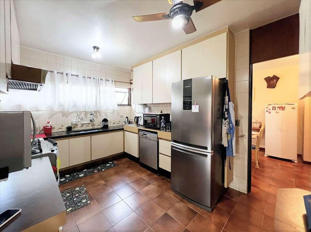 Casa à venda com 4 quartos, 640m² - Foto 14