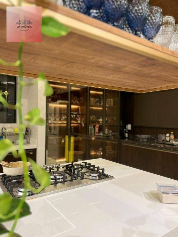 Cobertura à venda com 3 quartos, 233m² - Foto 2
