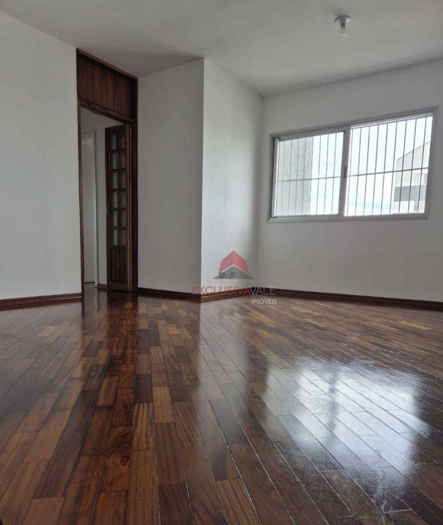 Apartamento à venda com 3 quartos, 75m² - Foto 1