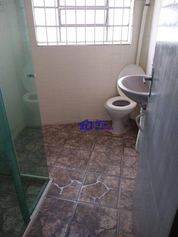 Sobrado para alugar com 2 quartos, 180m² - Foto 5