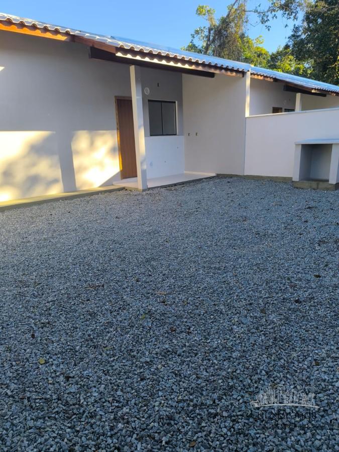 Casa à venda com 1 quarto, 54m² - Foto 1