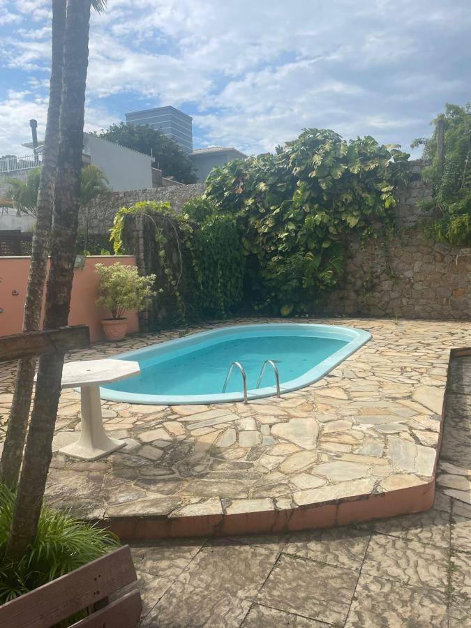 Casa de Condomínio para alugar com 4 quartos, 450m² - Foto 39