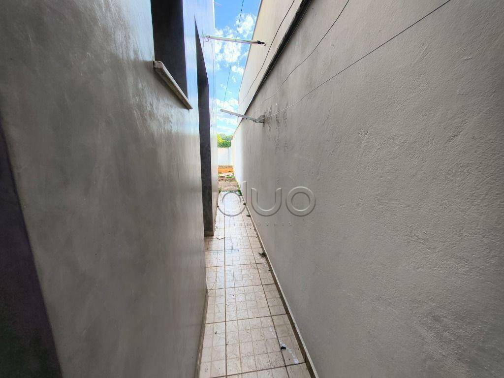 Casa para alugar com 4 quartos, 246m² - Foto 48