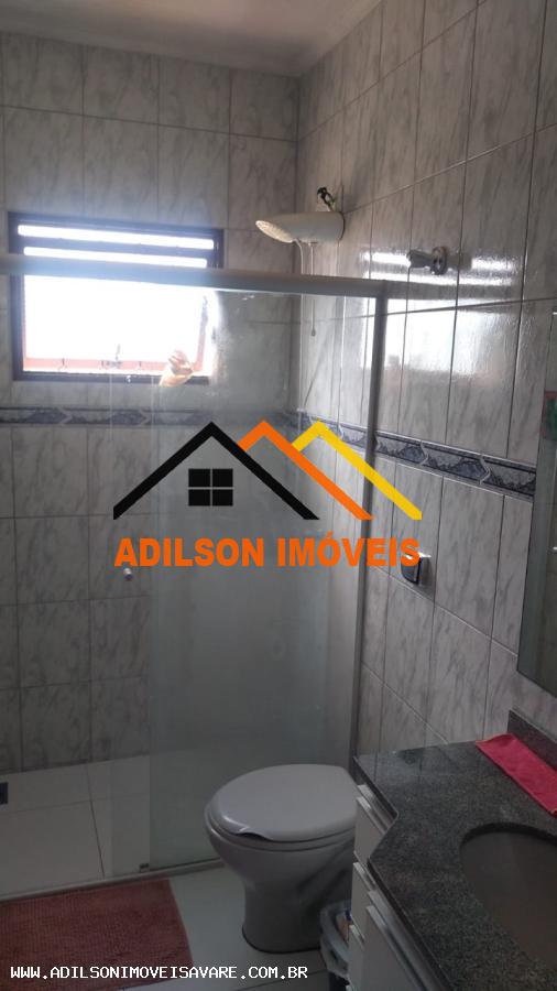Casa à venda com 3 quartos, 217m² - Foto 4