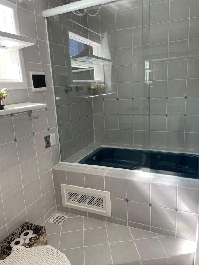Casa à venda com 5 quartos, 200m² - Foto 12