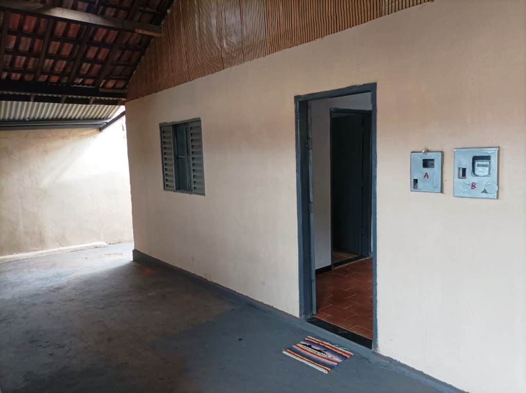 Casa à venda com 2 quartos, 323m² - Foto 5