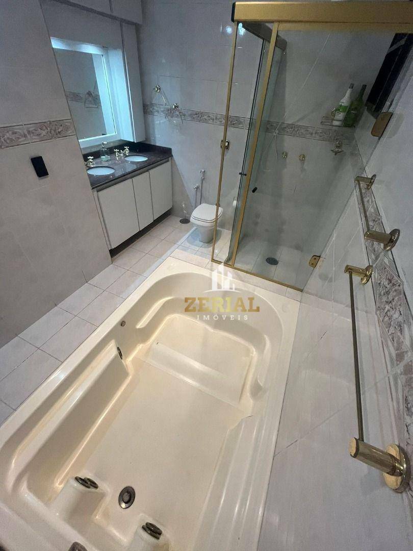 Casa à venda e aluguel com 3 quartos, 216m² - Foto 20