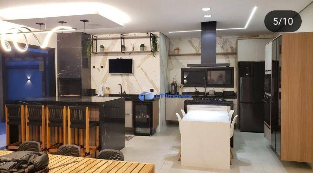 Sobrado à venda com 3 quartos, 242m² - Foto 6