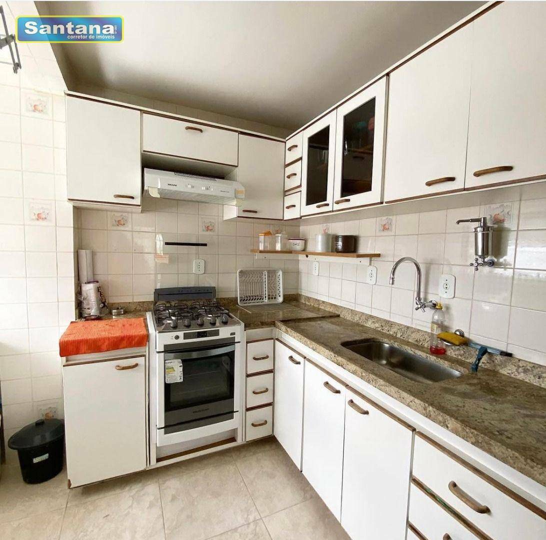 Apartamento à venda com 2 quartos, 62m² - Foto 3