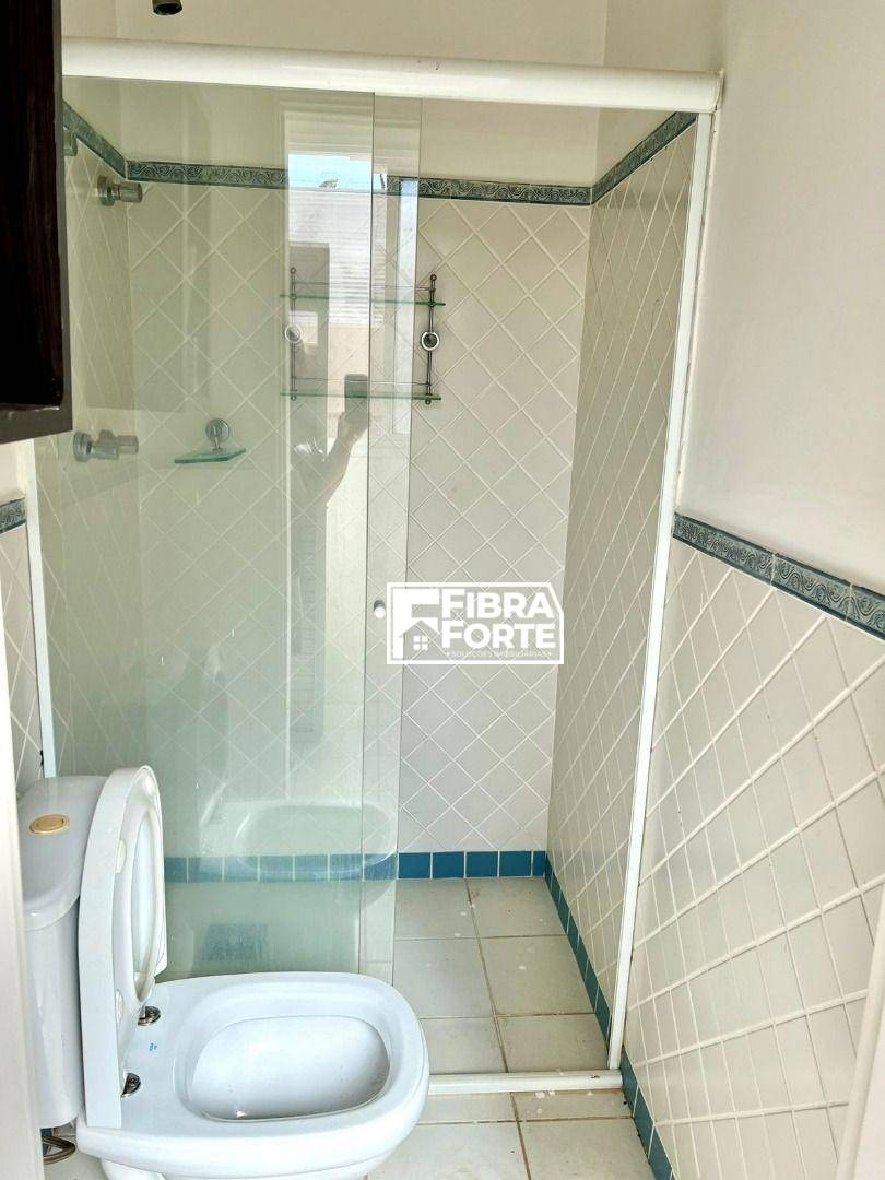 Casa de Condomínio para alugar com 4 quartos, 397m² - Foto 5