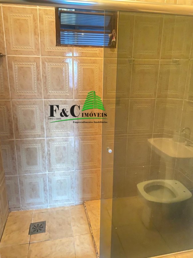 Casa à venda com 3 quartos, 162m² - Foto 2