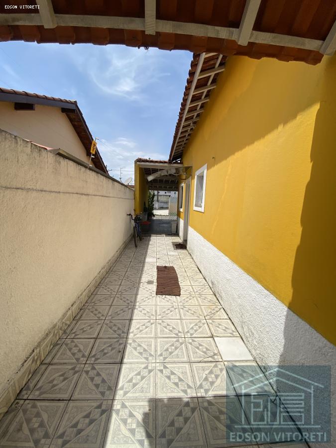 Casa para alugar com 3 quartos, 200m² - Foto 34