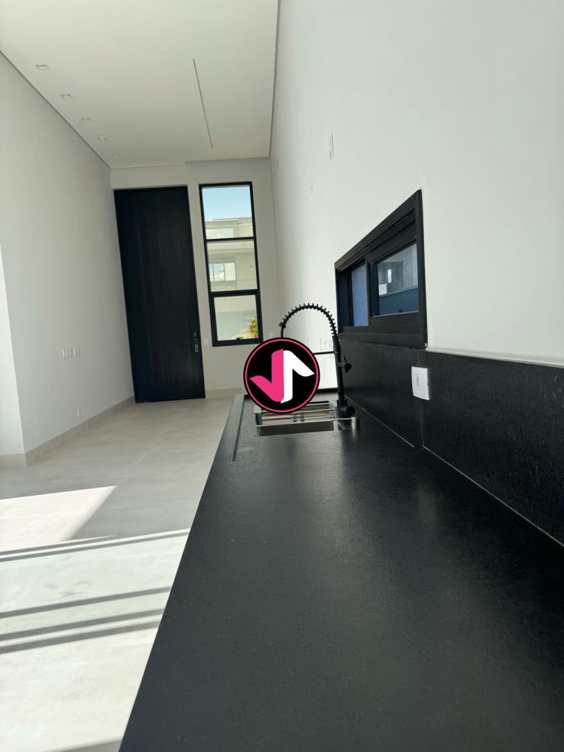 Casa de Condomínio à venda com 3 quartos, 164m² - Foto 4