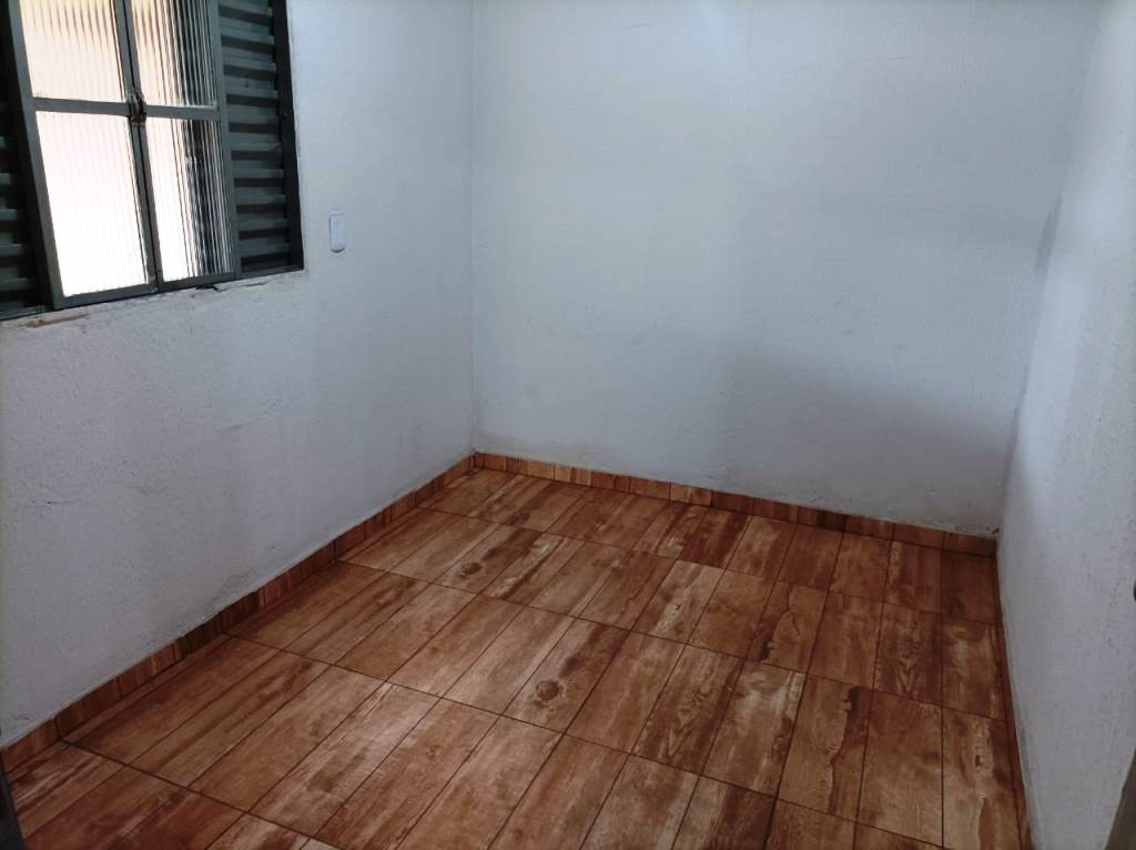 Casa à venda com 2 quartos, 323m² - Foto 10