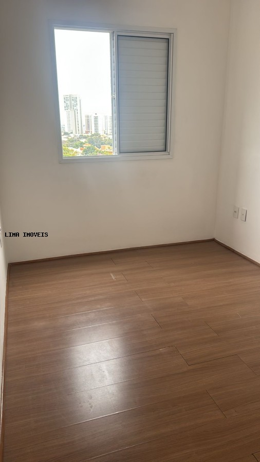 Apartamento para alugar com 2 quartos, 64m² - Foto 10