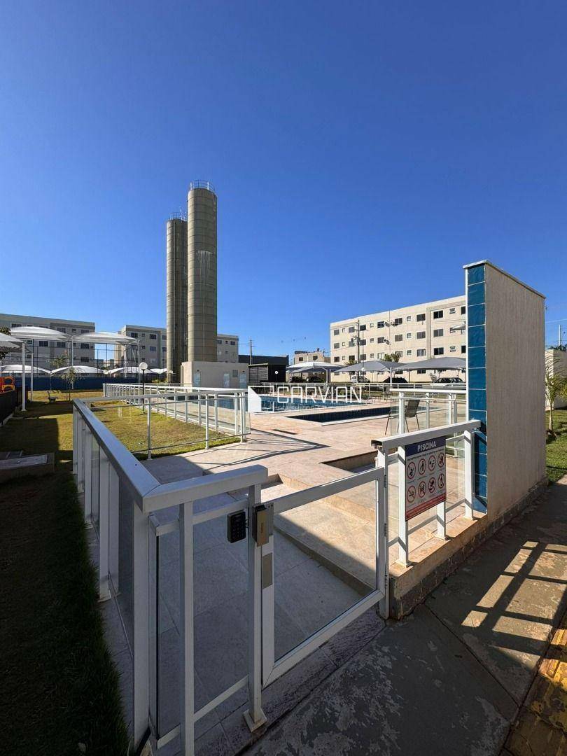 Apartamento à venda com 2 quartos, 42m² - Foto 19