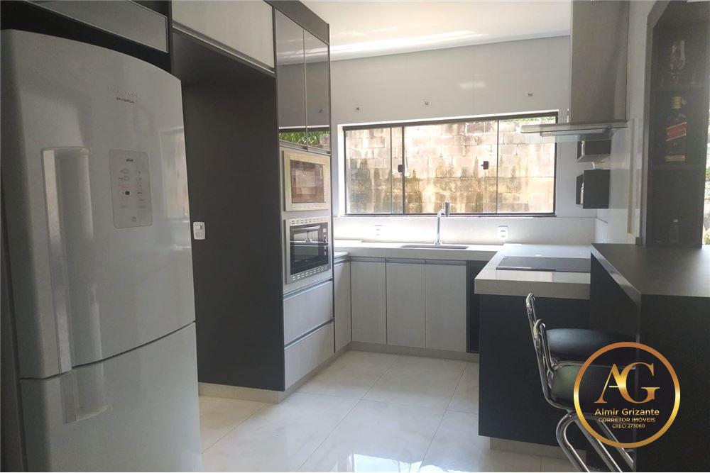 Casa de Condomínio à venda com 3 quartos, 206m² - Foto 11
