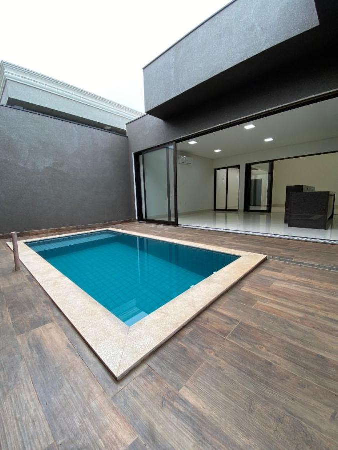 Casa à venda com 3 quartos, 257m² - Foto 4