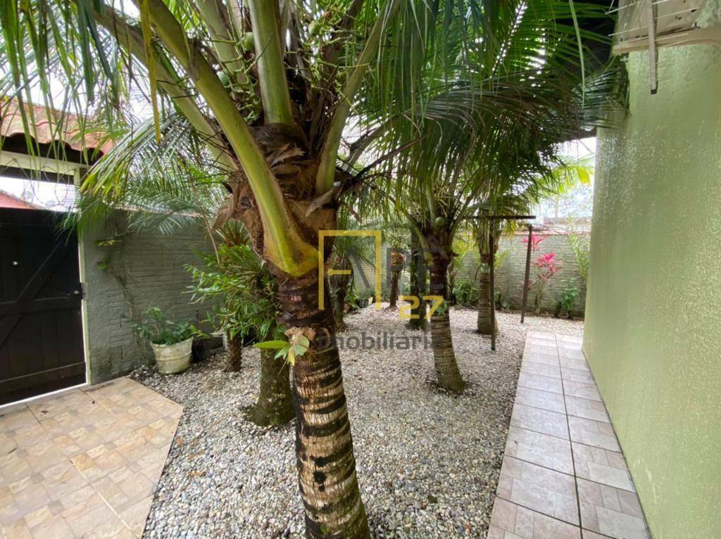 Casa à venda e aluguel com 4 quartos, 200m² - Foto 18