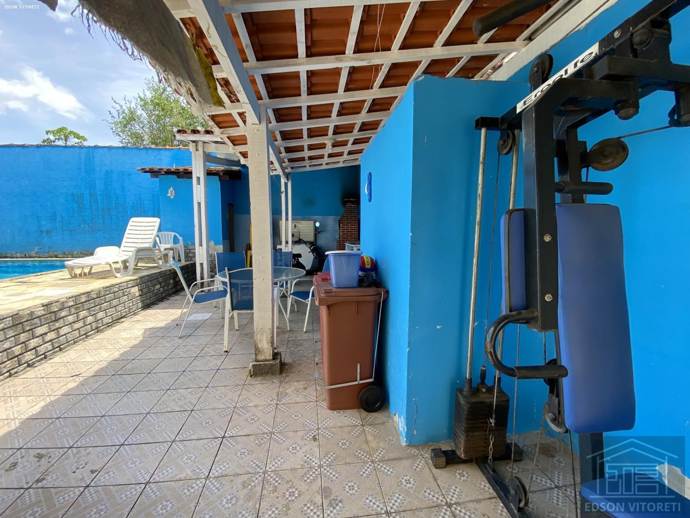 Casa para alugar com 3 quartos, 200m² - Foto 23