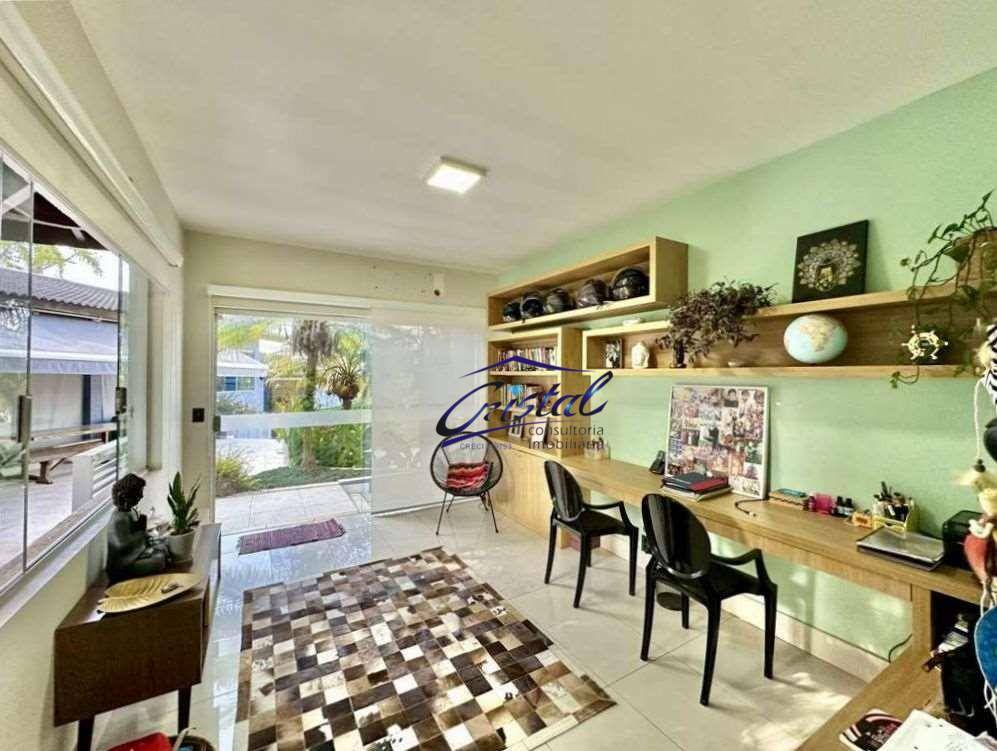 Casa de Condomínio à venda com 4 quartos, 711m² - Foto 34