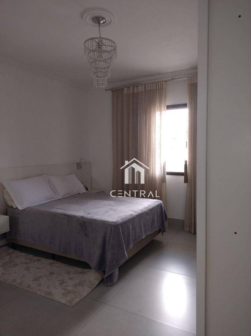 Sobrado à venda com 3 quartos, 238m² - Foto 11