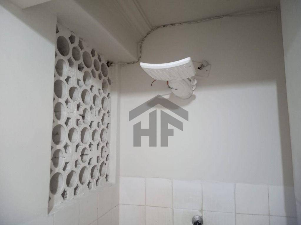 Apartamento à venda com 1 quarto, 32m² - Foto 12