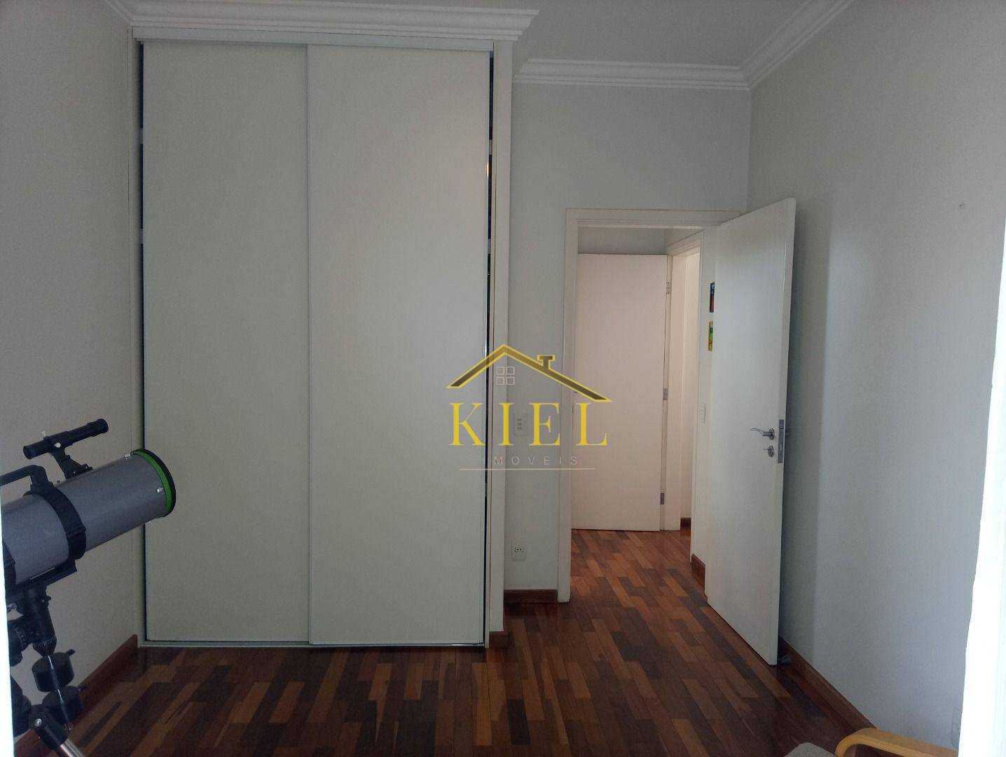 Casa para alugar com 4 quartos, 489m² - Foto 93