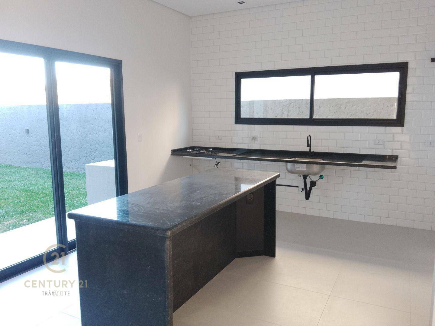 Casa de Condomínio à venda e aluguel com 4 quartos, 280m² - Foto 5