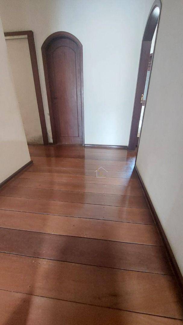 Casa à venda com 4 quartos, 416m² - Foto 15