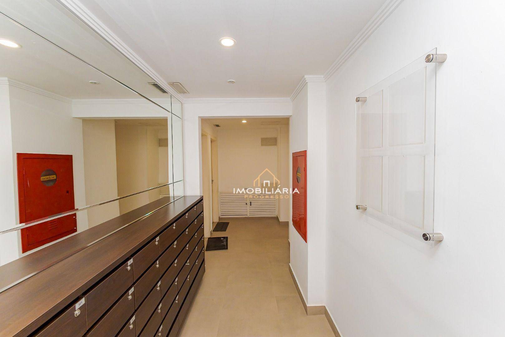 Apartamento à venda com 2 quartos, 60m² - Foto 31